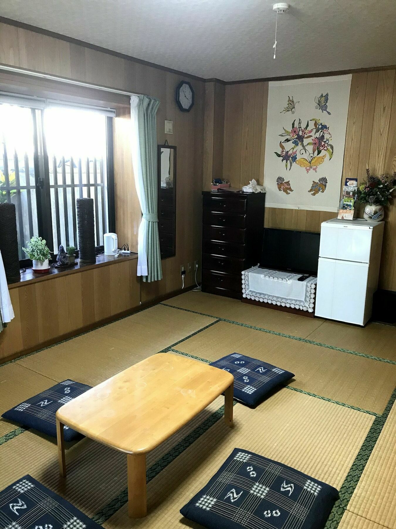 Minshuku Shizu Hotel Онна Екстериор снимка