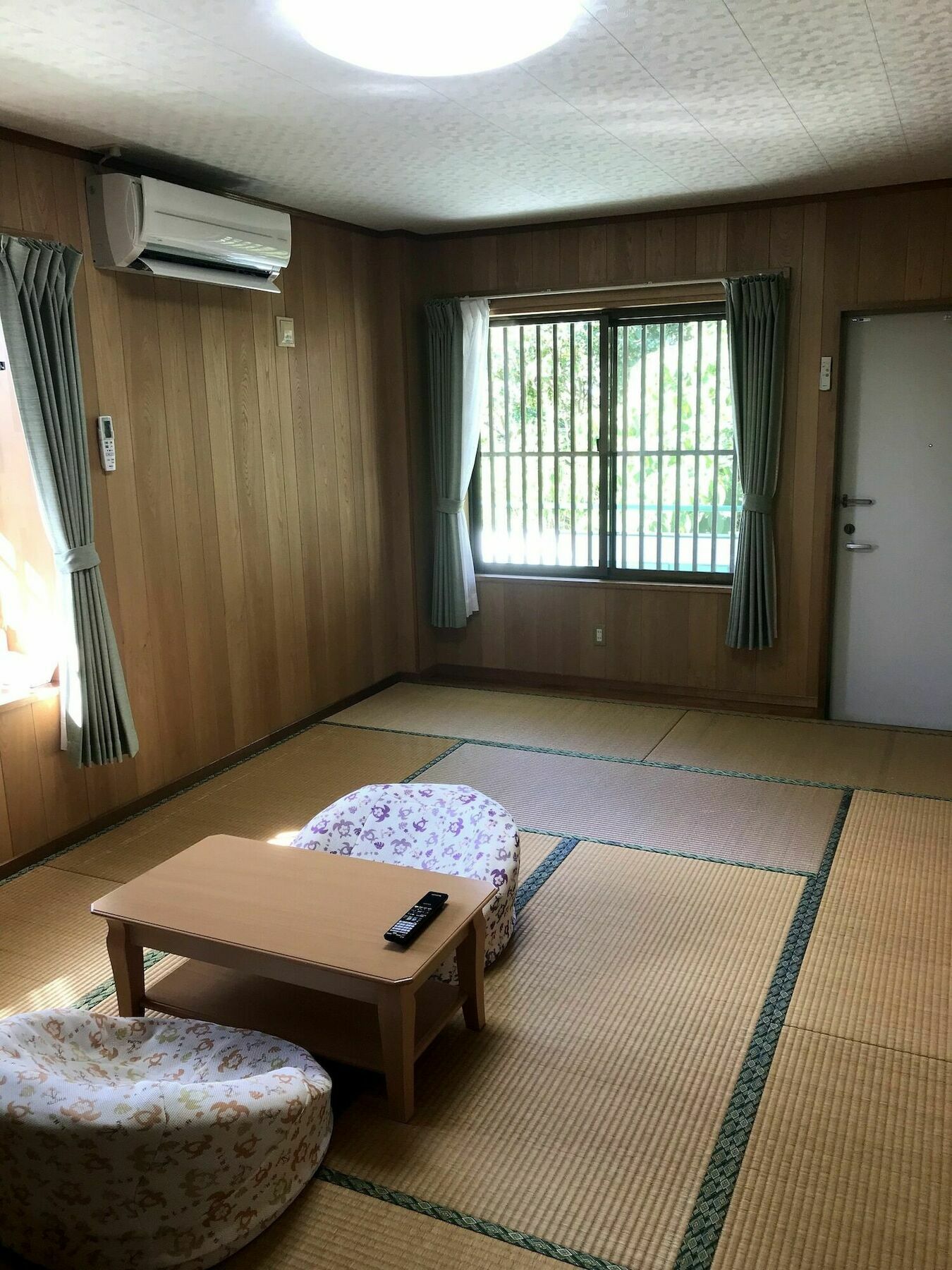 Minshuku Shizu Hotel Онна Екстериор снимка